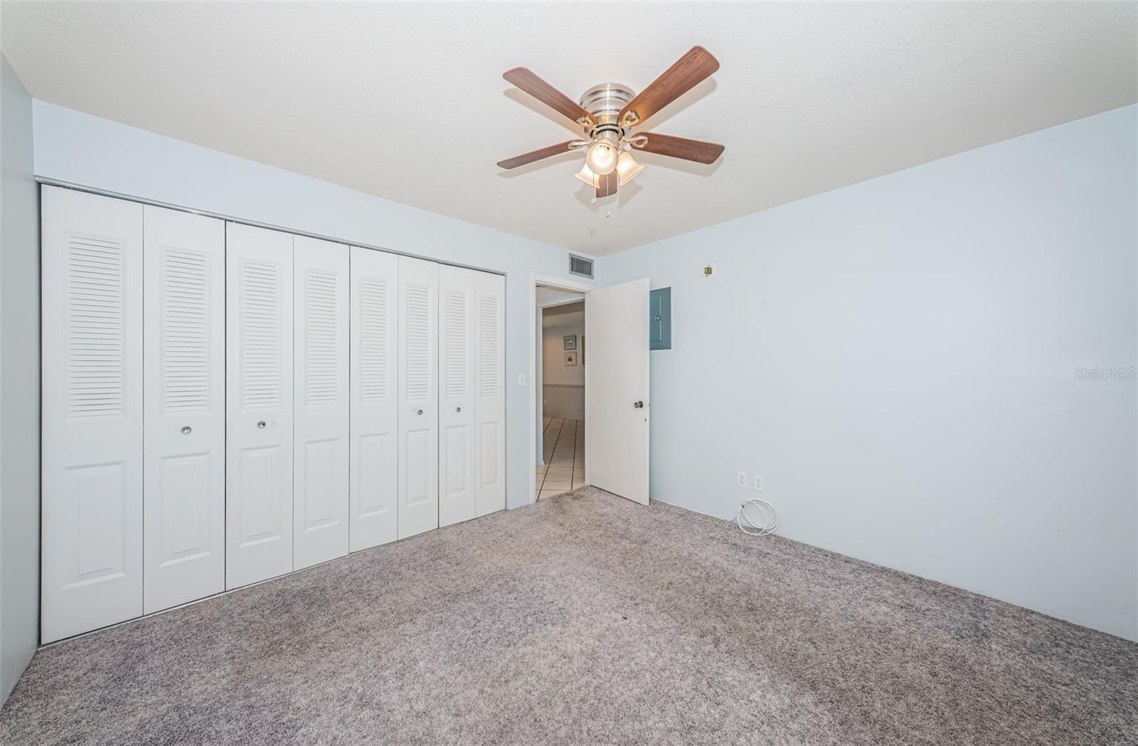 9214 MISSION OAKS BLVD, SEMINOLE, FL, 33776