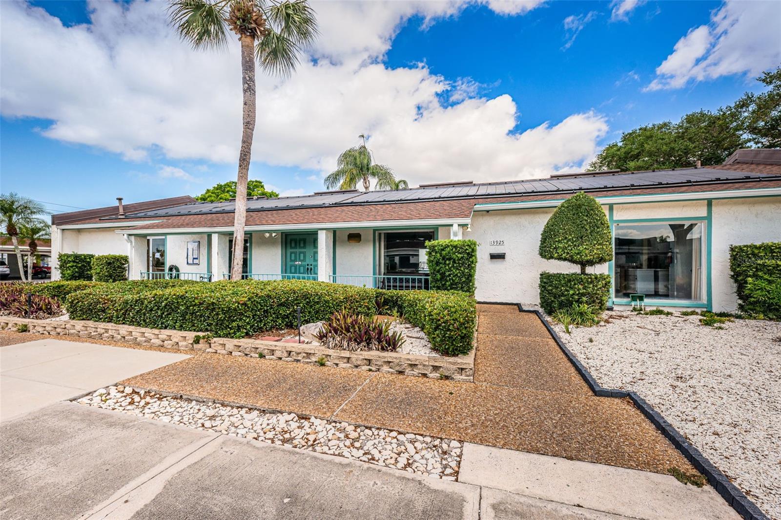 9214 MISSION OAKS BLVD, SEMINOLE, FL, 33776