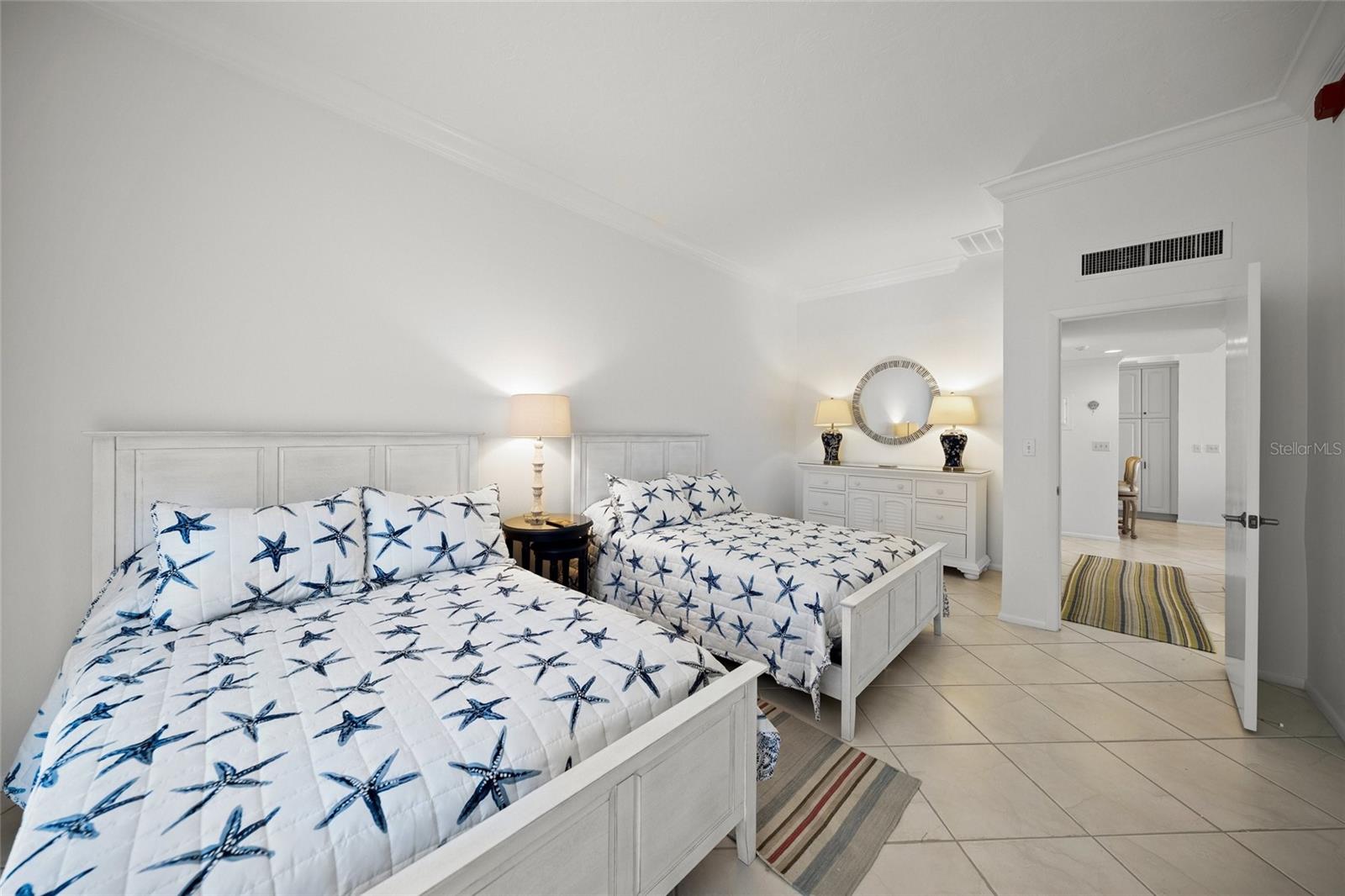 1212 BENJAMIN FRANKLIN DR #102, SARASOTA, FL, 34236