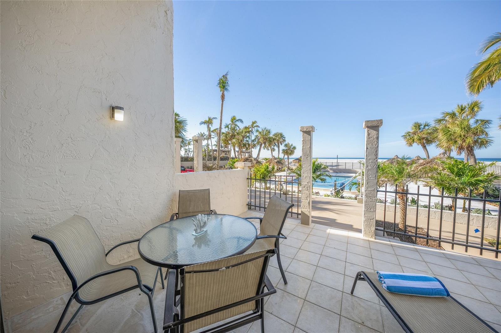 1212 BENJAMIN FRANKLIN DR #102, SARASOTA, FL, 34236