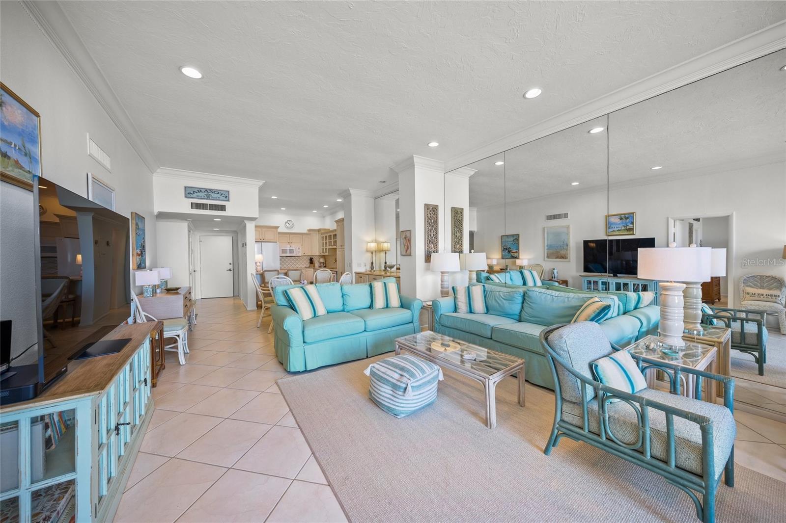 1212 BENJAMIN FRANKLIN DR #102, SARASOTA, FL, 34236