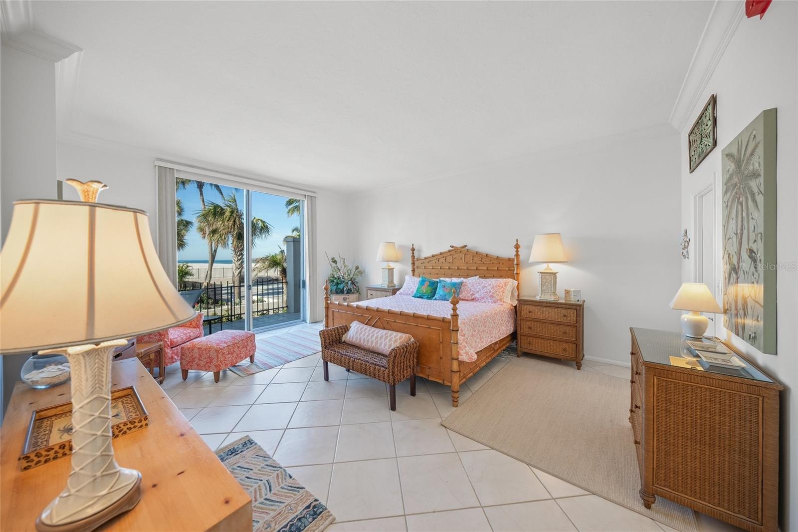 1212 BENJAMIN FRANKLIN DR #102, SARASOTA, FL, 34236