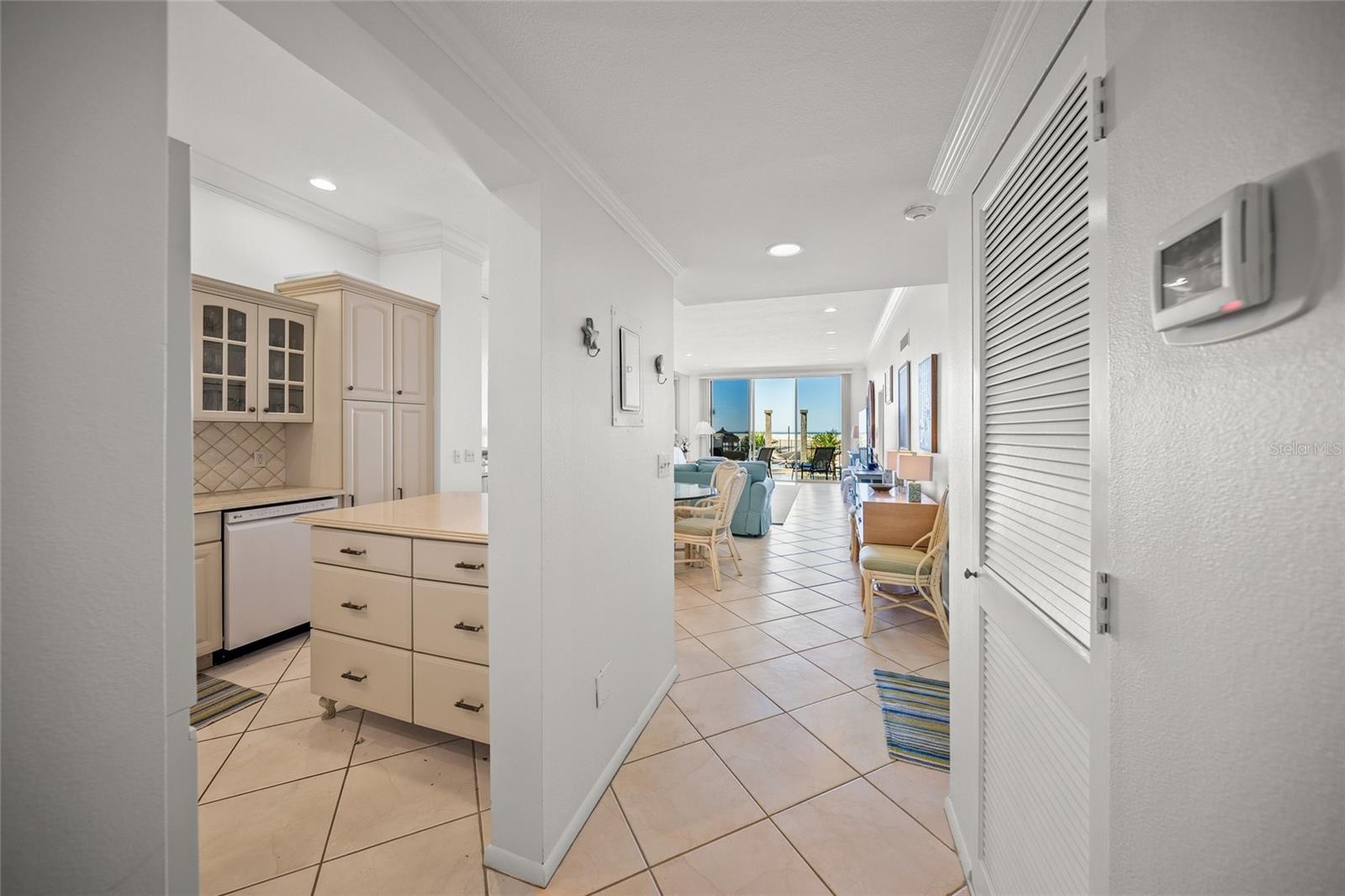 1212 BENJAMIN FRANKLIN DR #102, SARASOTA, FL, 34236