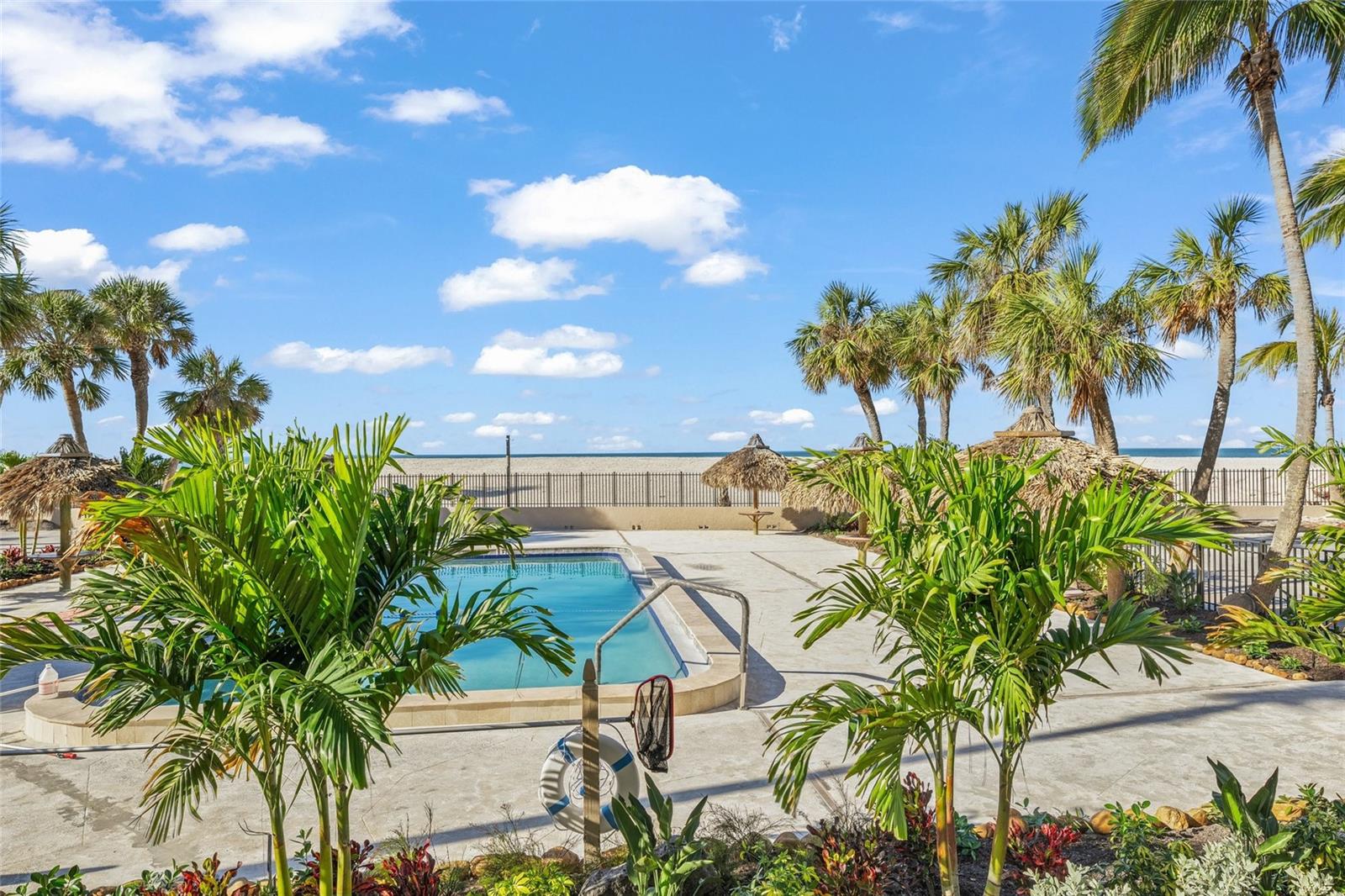 1212 BENJAMIN FRANKLIN DR #102, SARASOTA, FL, 34236