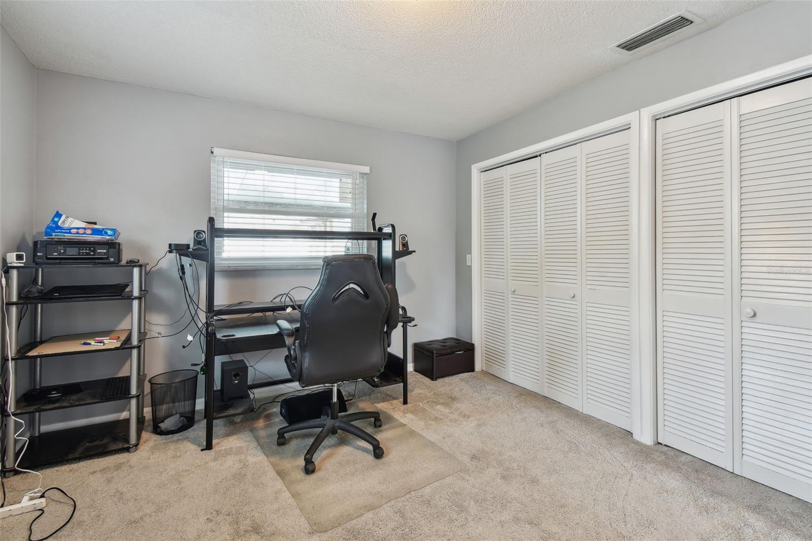 1820 GREENHILL DR, CLEARWATER, FL, 33755