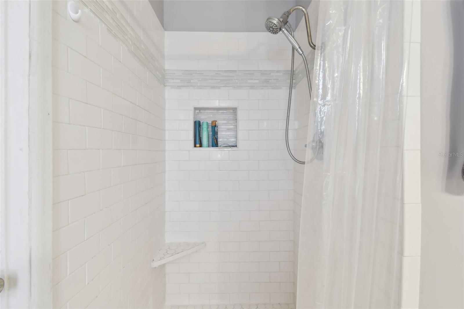 1820 GREENHILL DR, CLEARWATER, FL, 33755