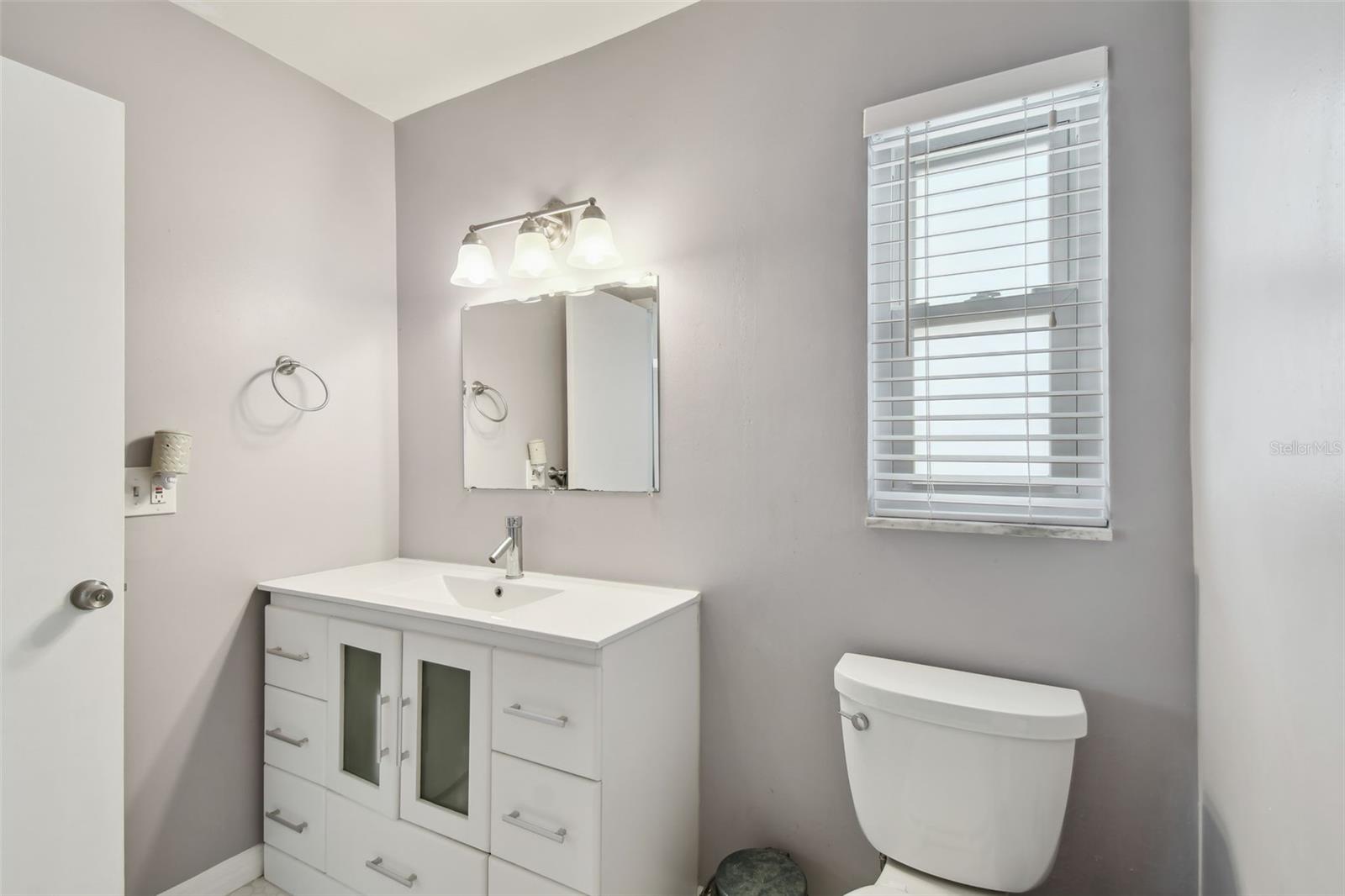 1820 GREENHILL DR, CLEARWATER, FL, 33755