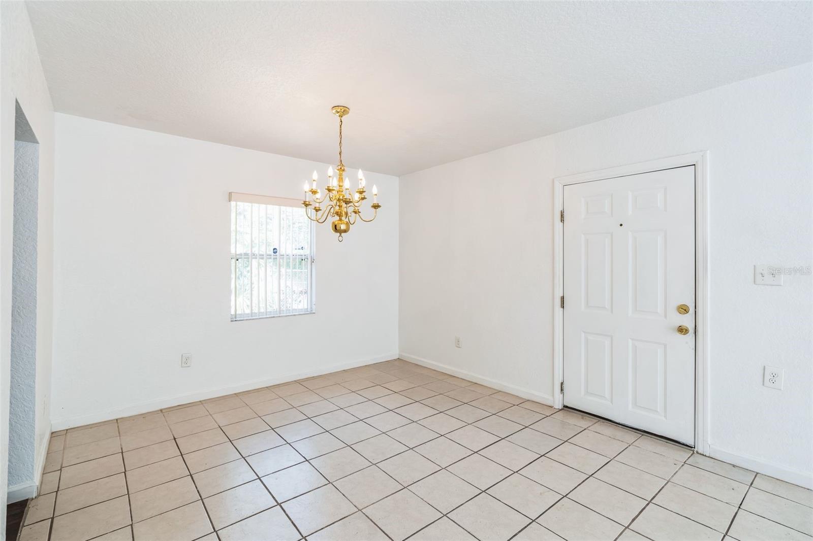 612 KENSINGTON ST, EUSTIS, FL, 32726