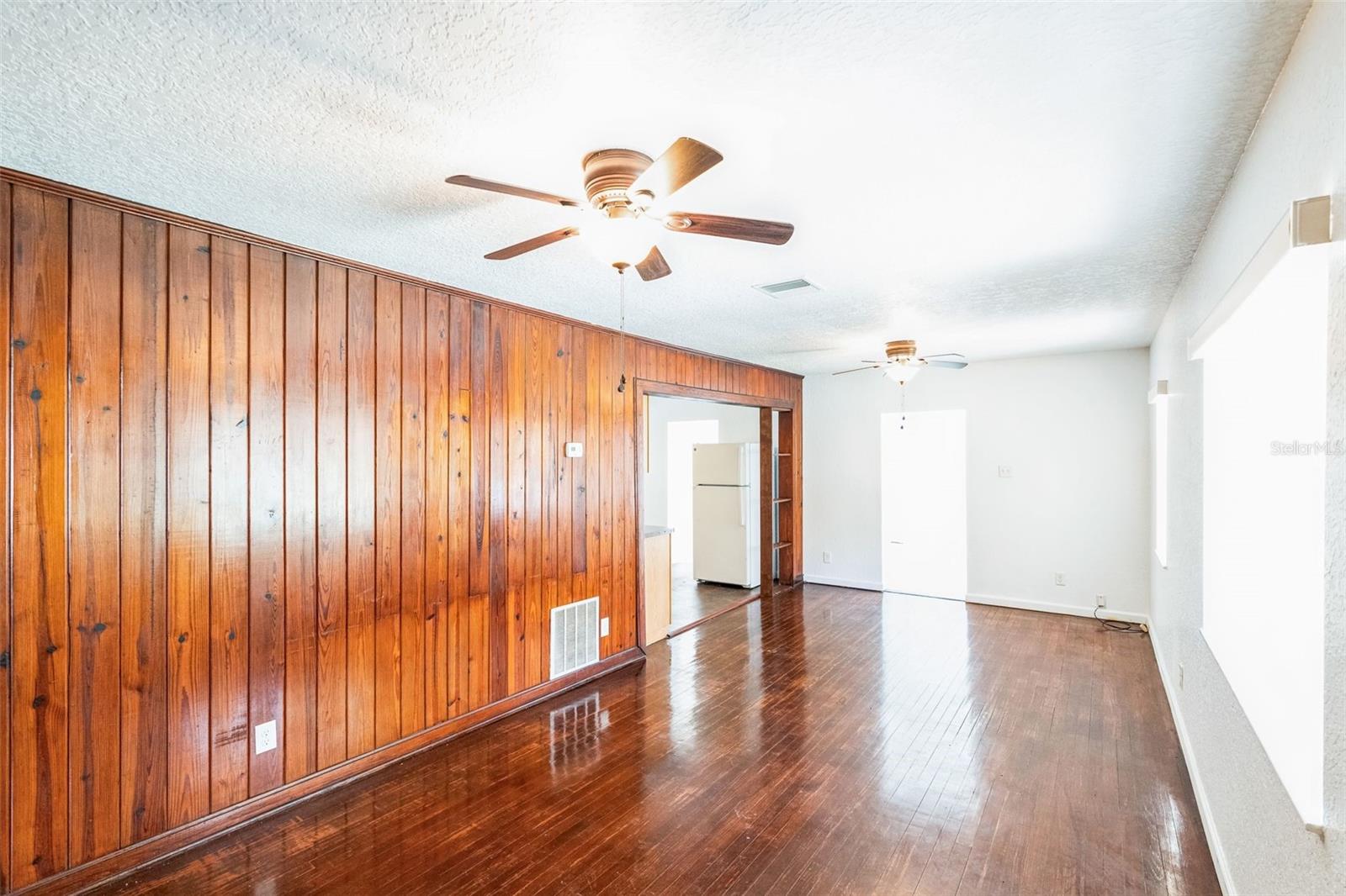 612 KENSINGTON ST, EUSTIS, FL, 32726