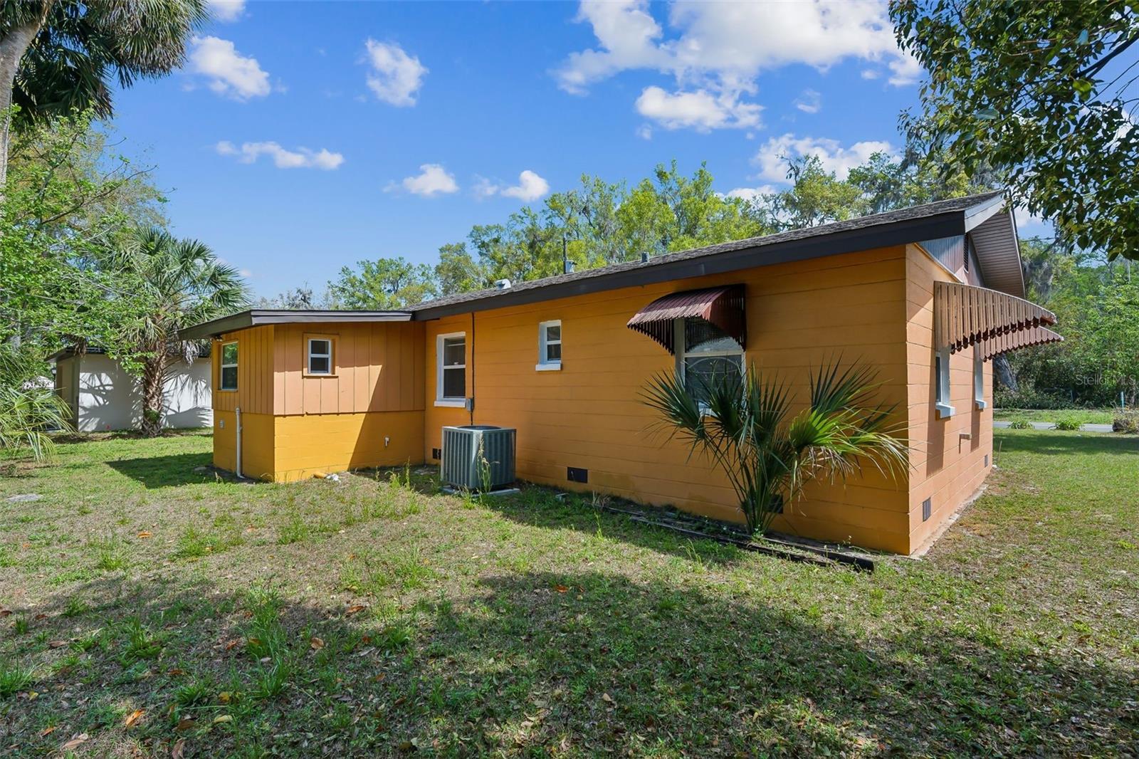 612 KENSINGTON ST, EUSTIS, FL, 32726