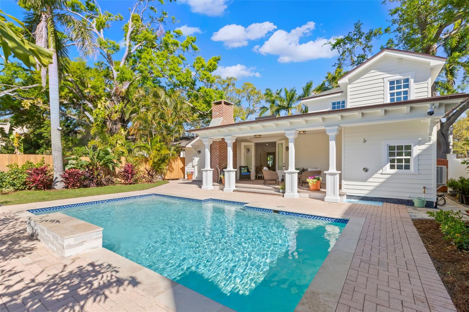346 16TH AVE NE, ST PETERSBURG, FL, 33704