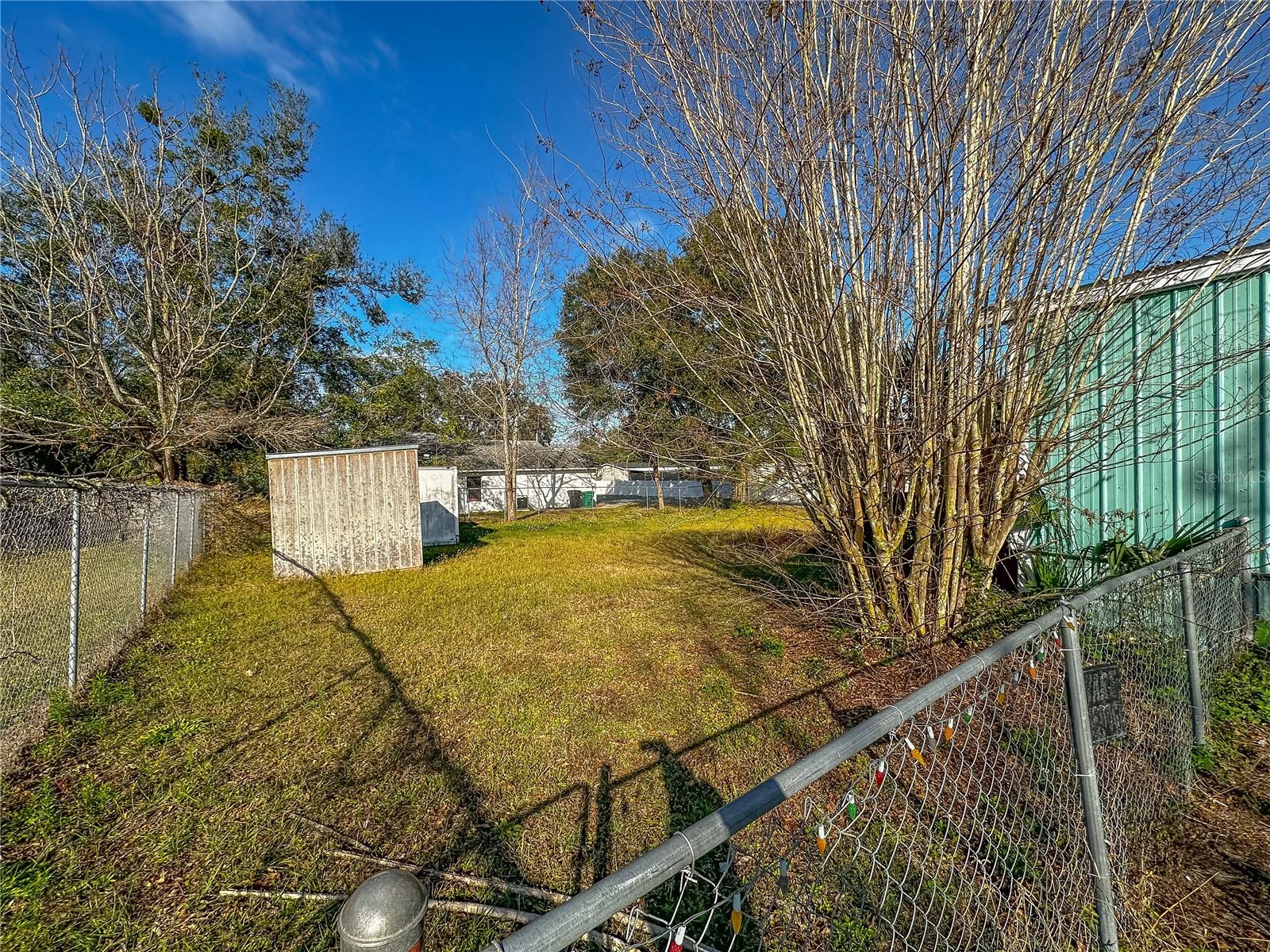 103 CAROLINE AVE, LADY LAKE, FL, 32159