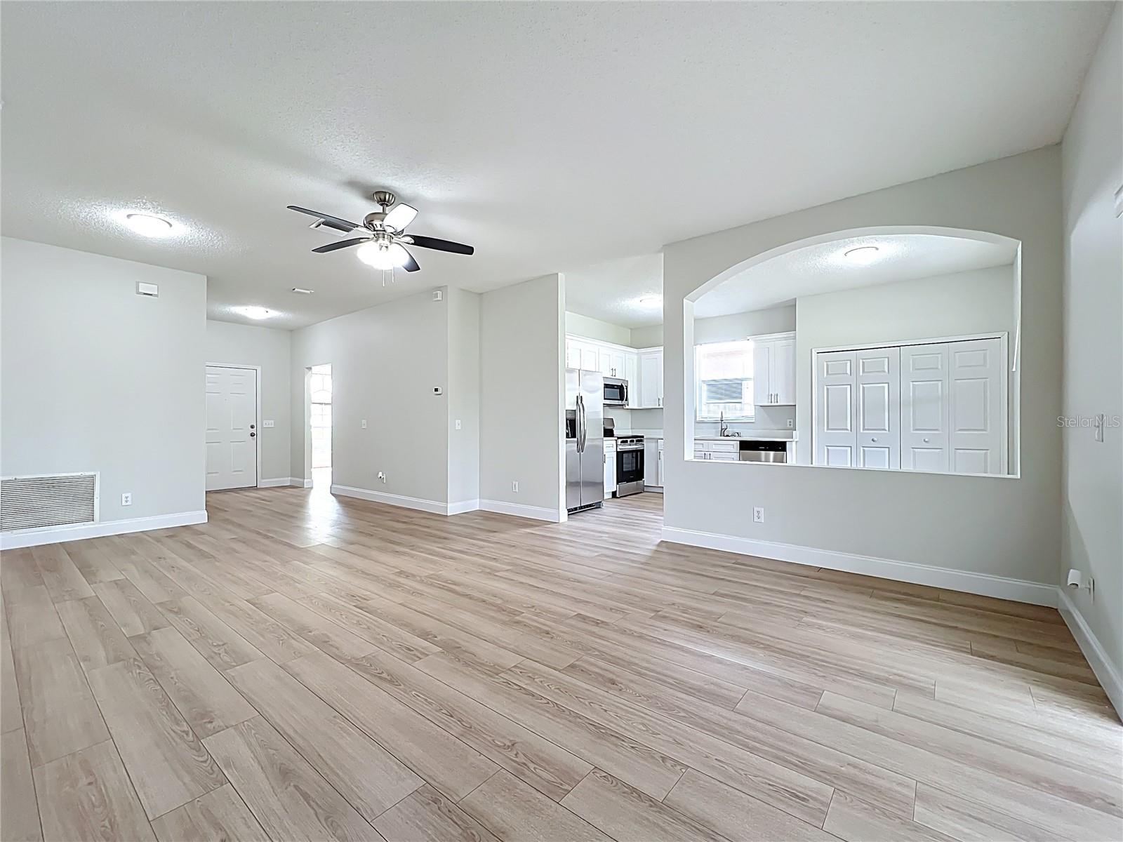 511 SAND RIDGE DR, VALRICO, FL, 33594
