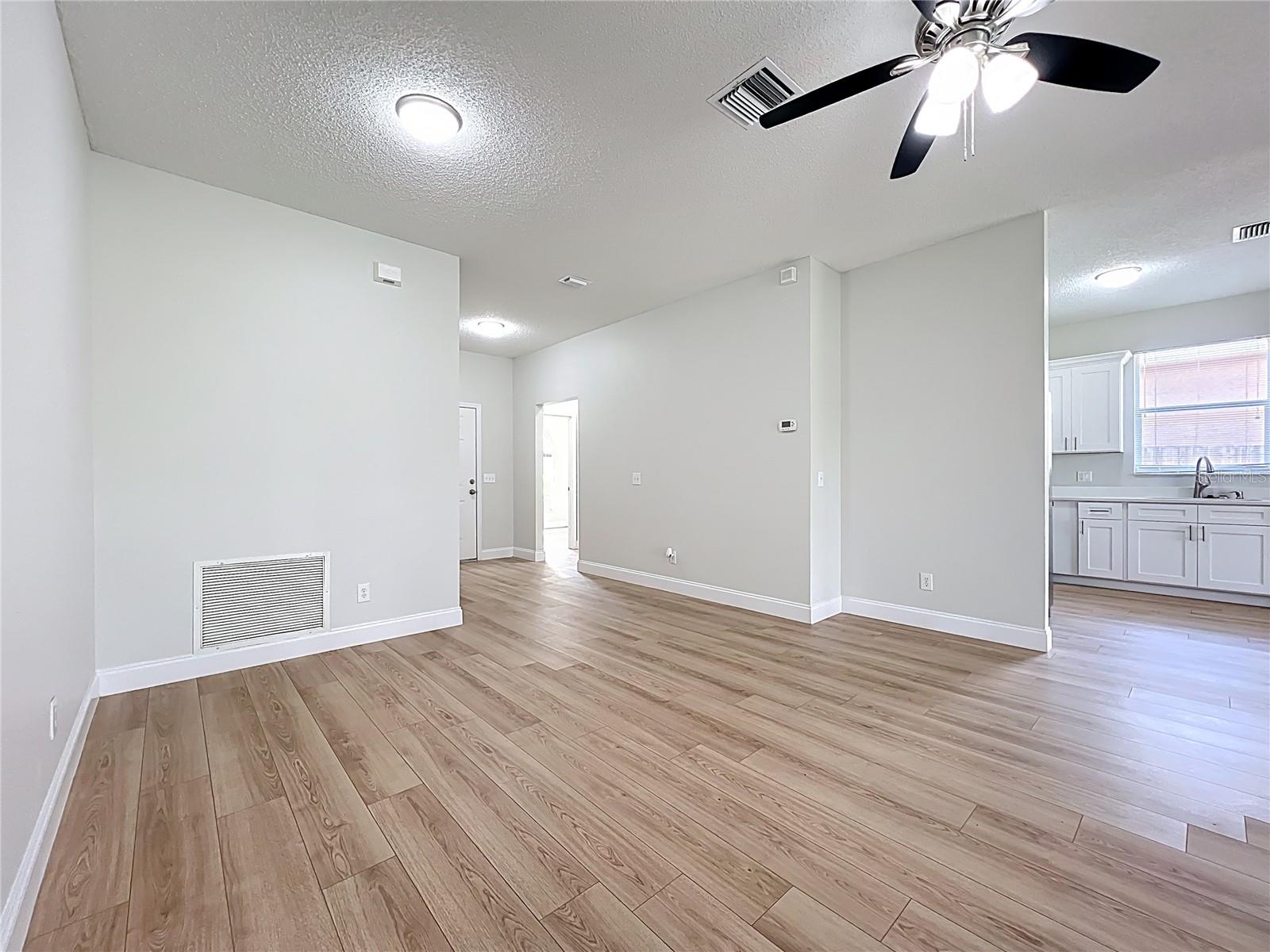 511 SAND RIDGE DR, VALRICO, FL, 33594