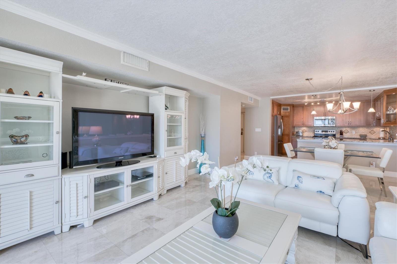 1460 GULF BLVD #1002, CLEARWATER BEACH, FL, 33767