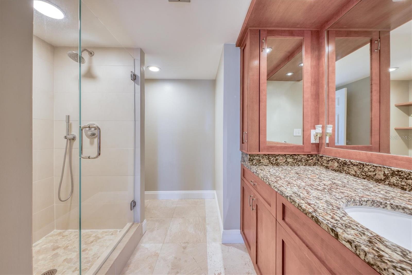 1460 GULF BLVD #1002, CLEARWATER BEACH, FL, 33767