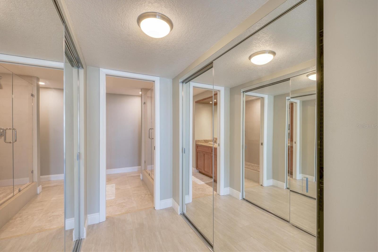 1460 GULF BLVD #1002, CLEARWATER BEACH, FL, 33767