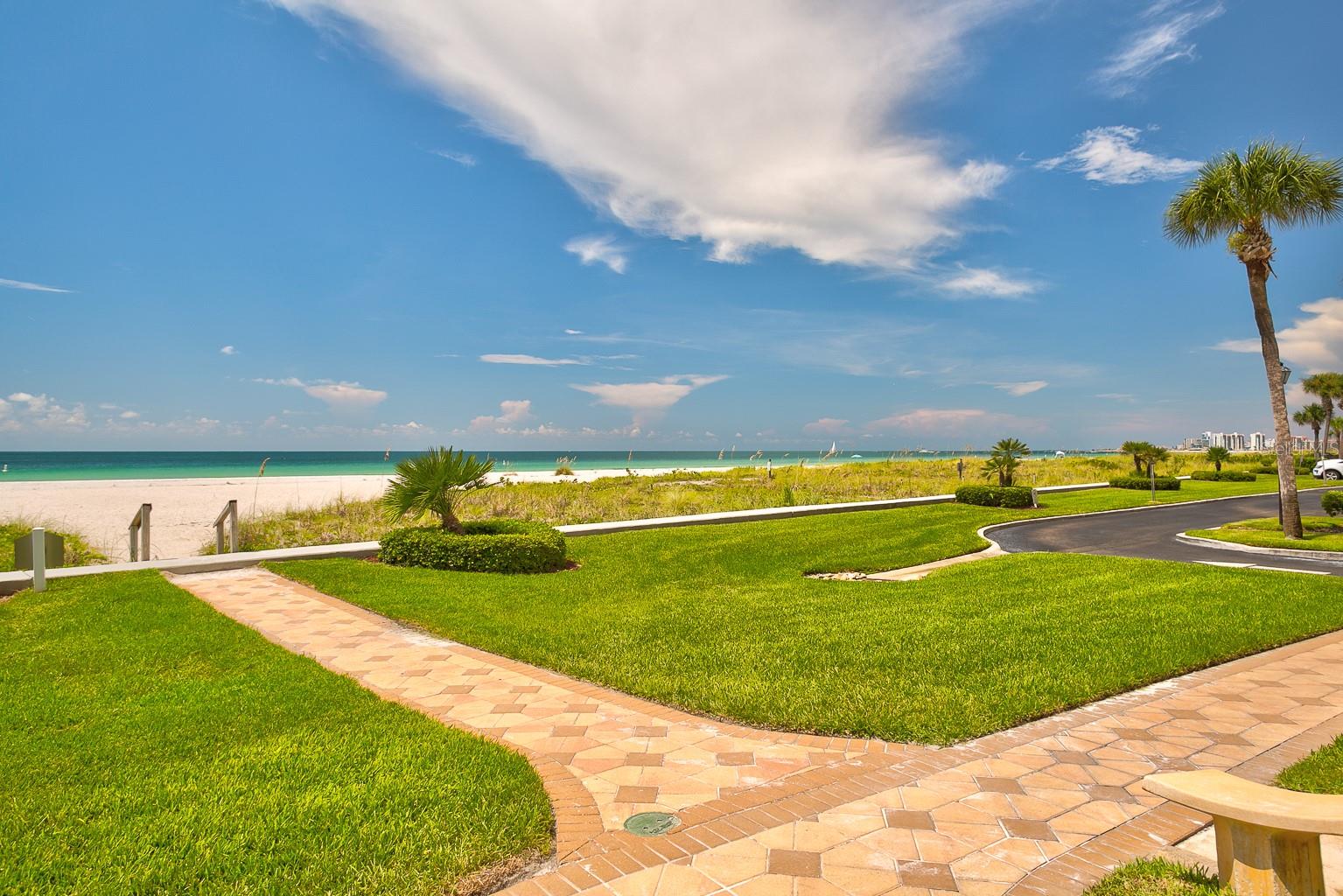 1460 GULF BLVD #1002, CLEARWATER BEACH, FL, 33767