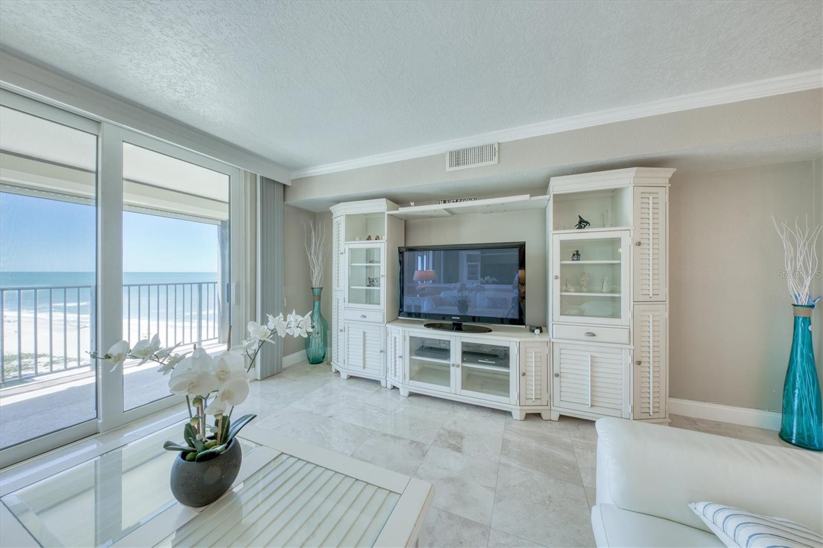 1460 GULF BLVD #1002, CLEARWATER BEACH, FL, 33767