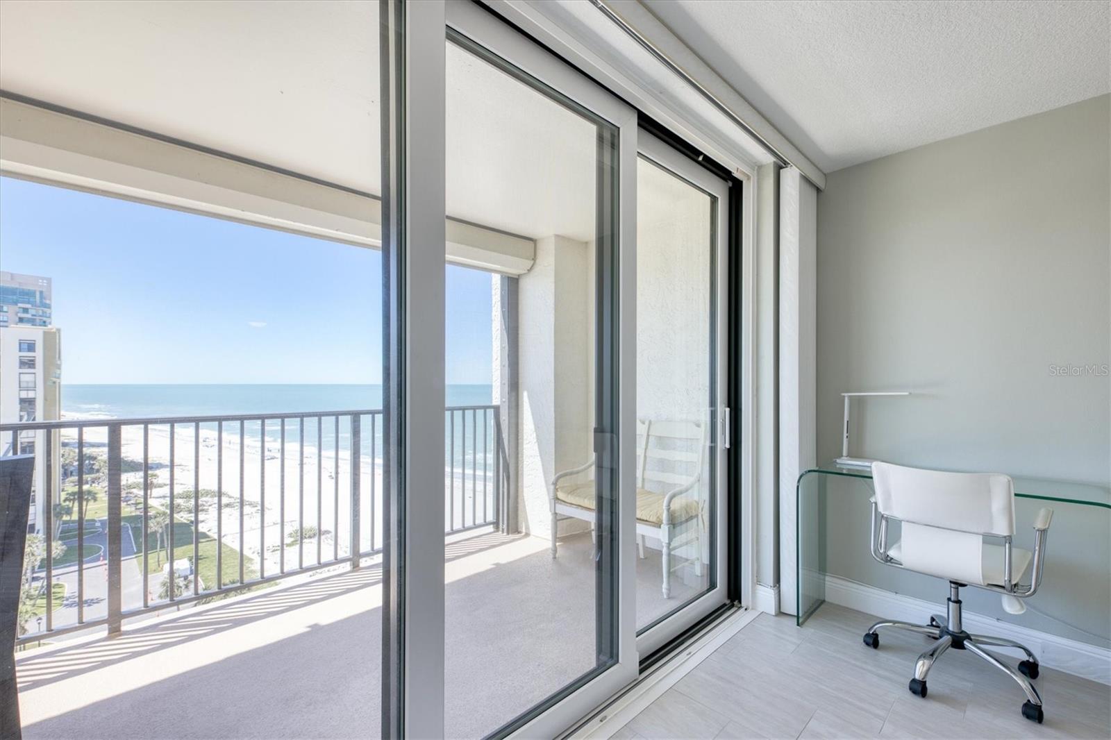 1460 GULF BLVD #1002, CLEARWATER BEACH, FL, 33767
