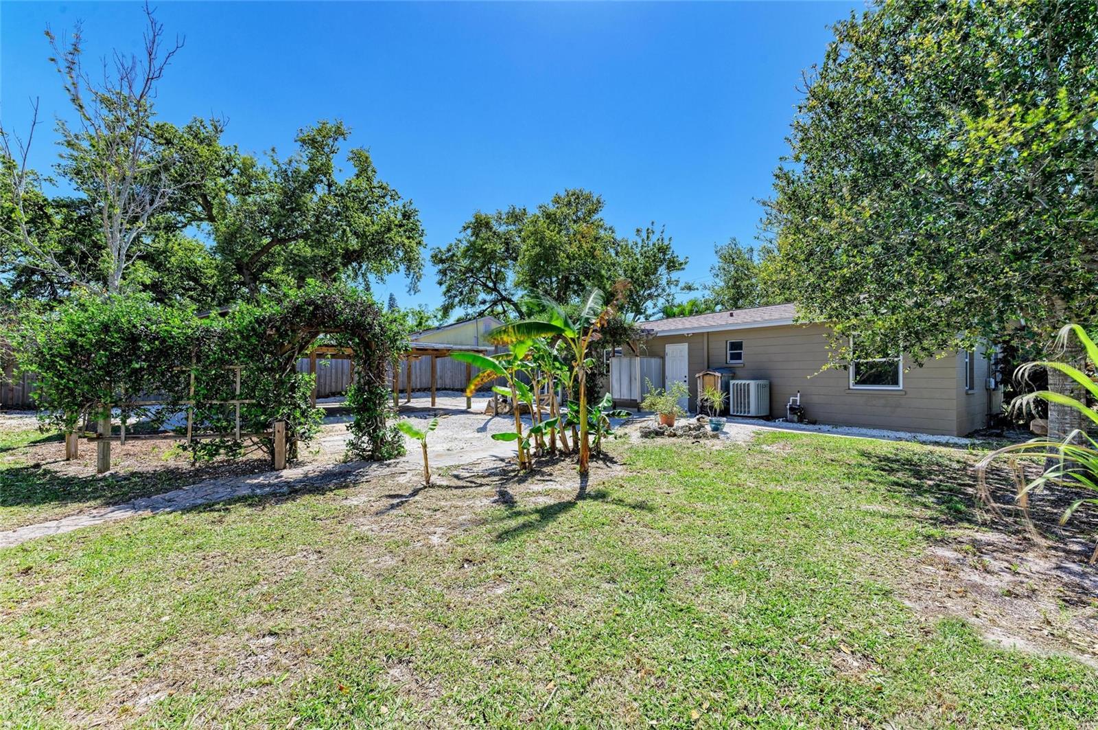 412 RIVER BLVD S, NOKOMIS, FL, 34275