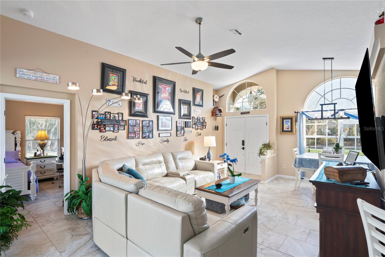 13045 MARBLED GODWIT RD, WEEKI WACHEE, FL, 34614