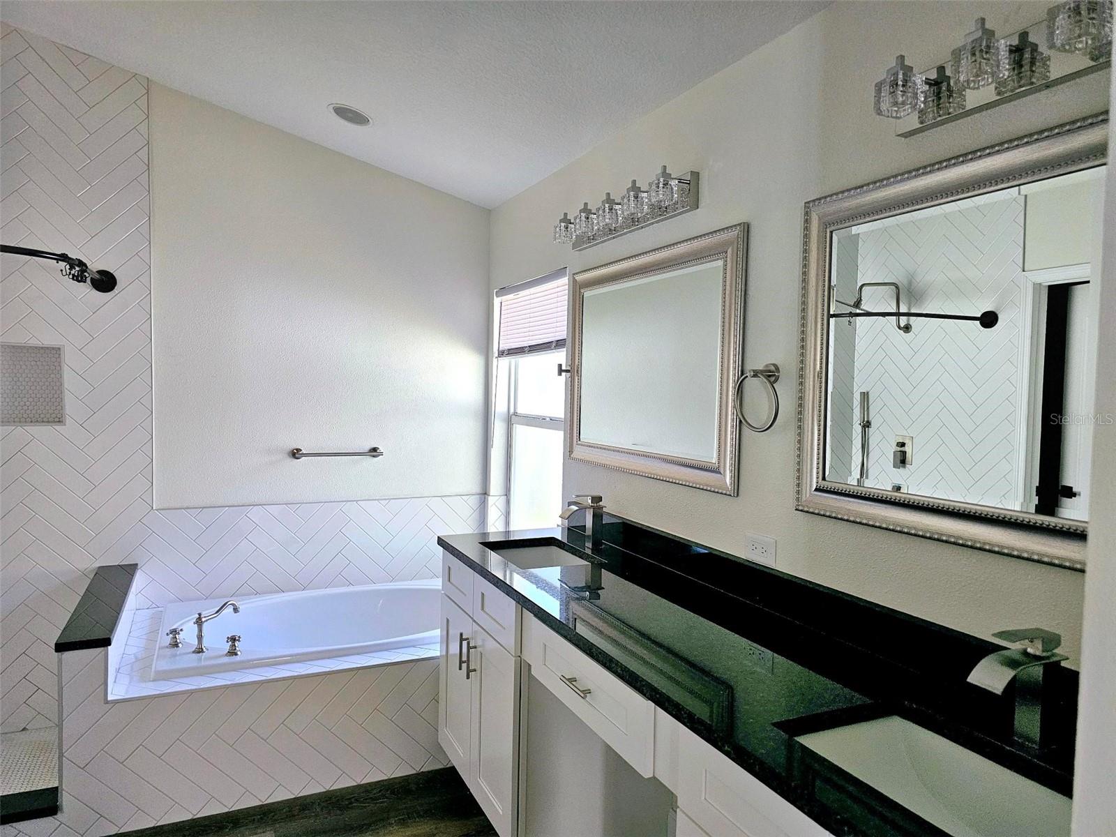 9614 LAUREL LEDGE DR, RIVERVIEW, FL, 33569