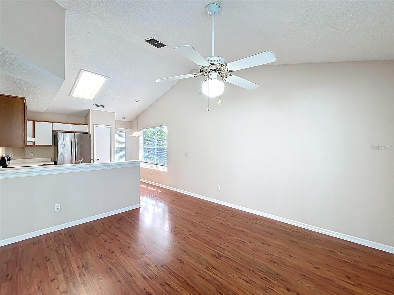 358 MORNING CREEK CIR, APOPKA, FL, 32712