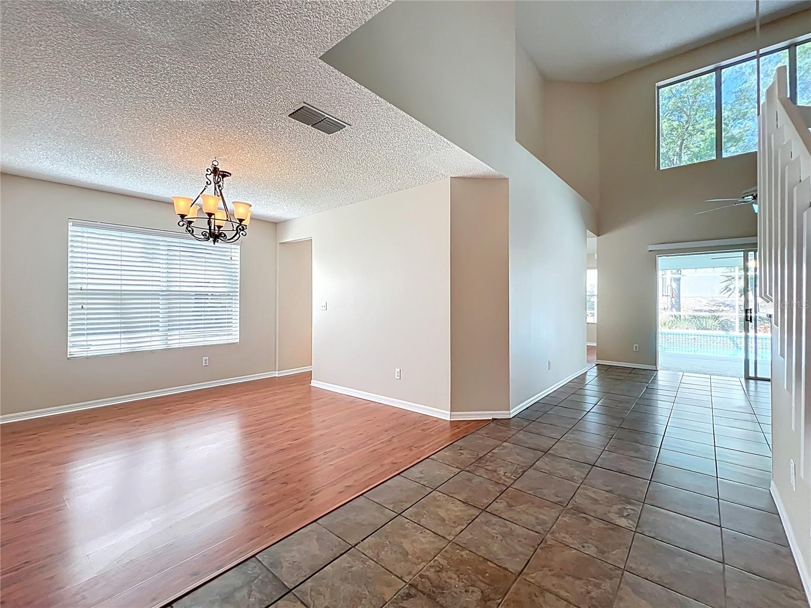 358 MORNING CREEK CIR, APOPKA, FL, 32712