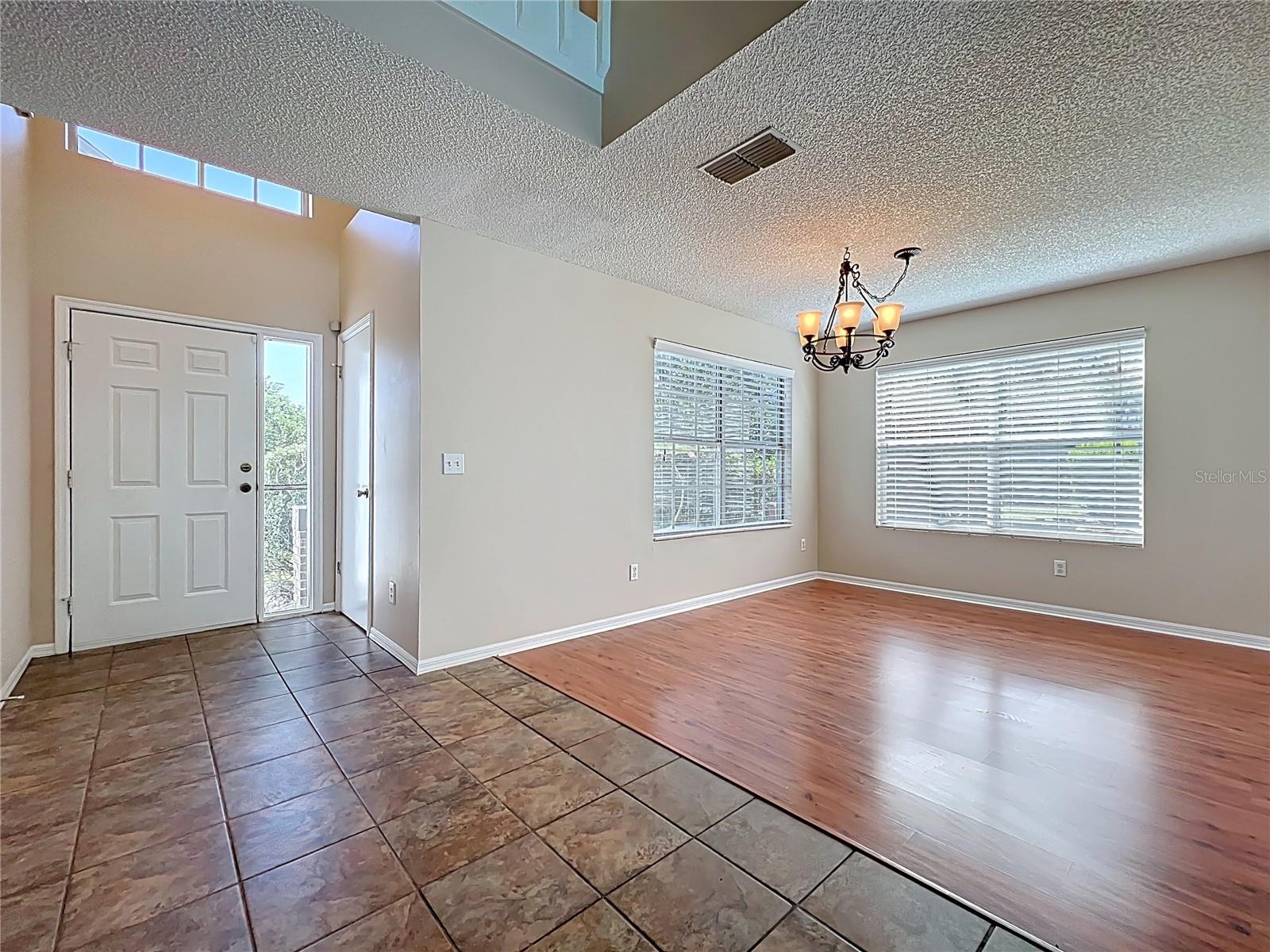 358 MORNING CREEK CIR, APOPKA, FL, 32712