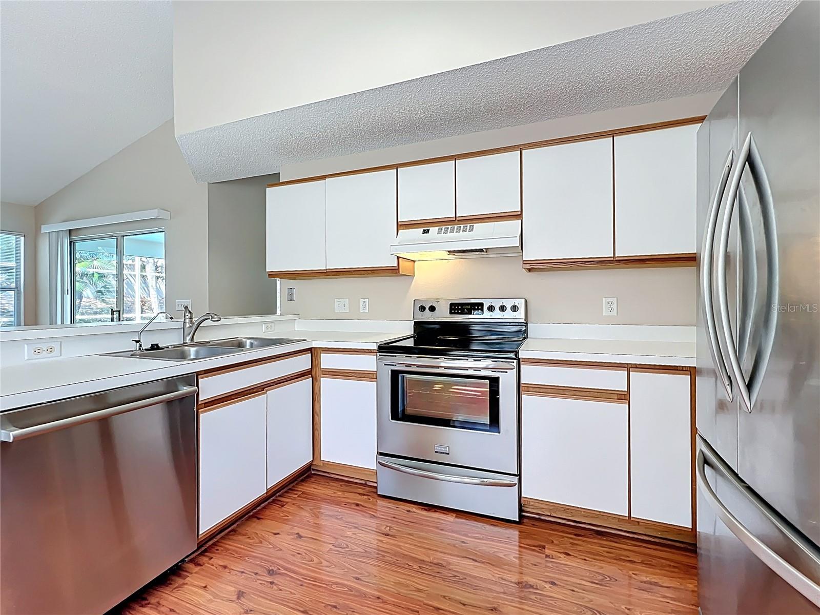 358 MORNING CREEK CIR, APOPKA, FL, 32712
