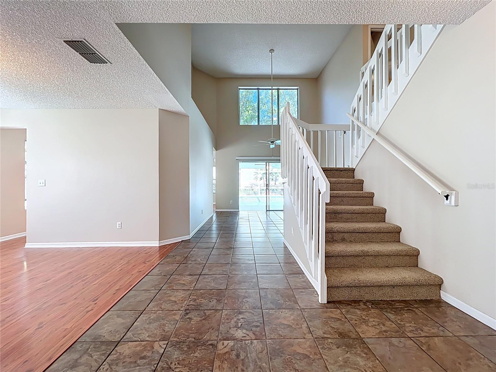 358 MORNING CREEK CIR, APOPKA, FL, 32712