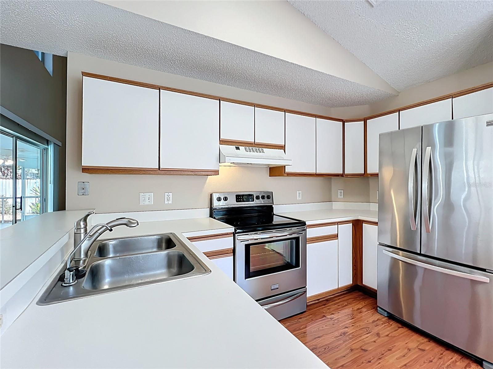 358 MORNING CREEK CIR, APOPKA, FL, 32712