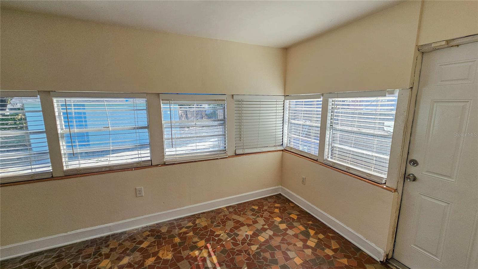 860 16TH AVE S, ST PETERSBURG, FL, 33701