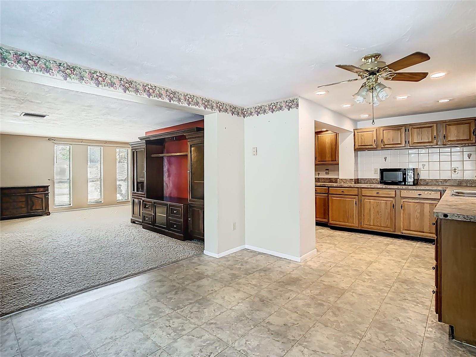 6644 KNIGHTSBRIDGE DR, NEW PORT RICHEY, FL, 34653