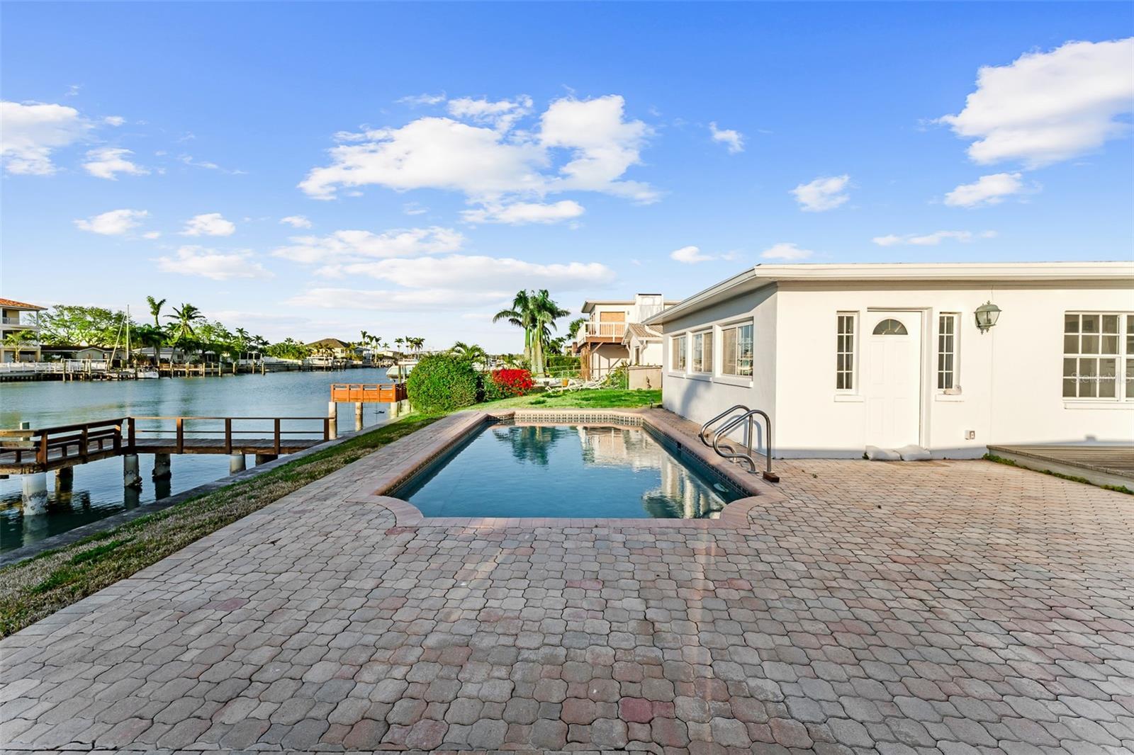 720 CAPRI BLVD, TREASURE ISLAND, FL, 33706