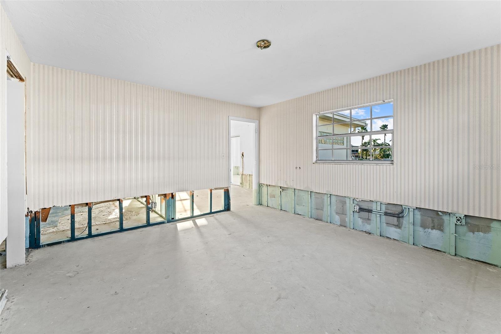 720 CAPRI BLVD, TREASURE ISLAND, FL, 33706