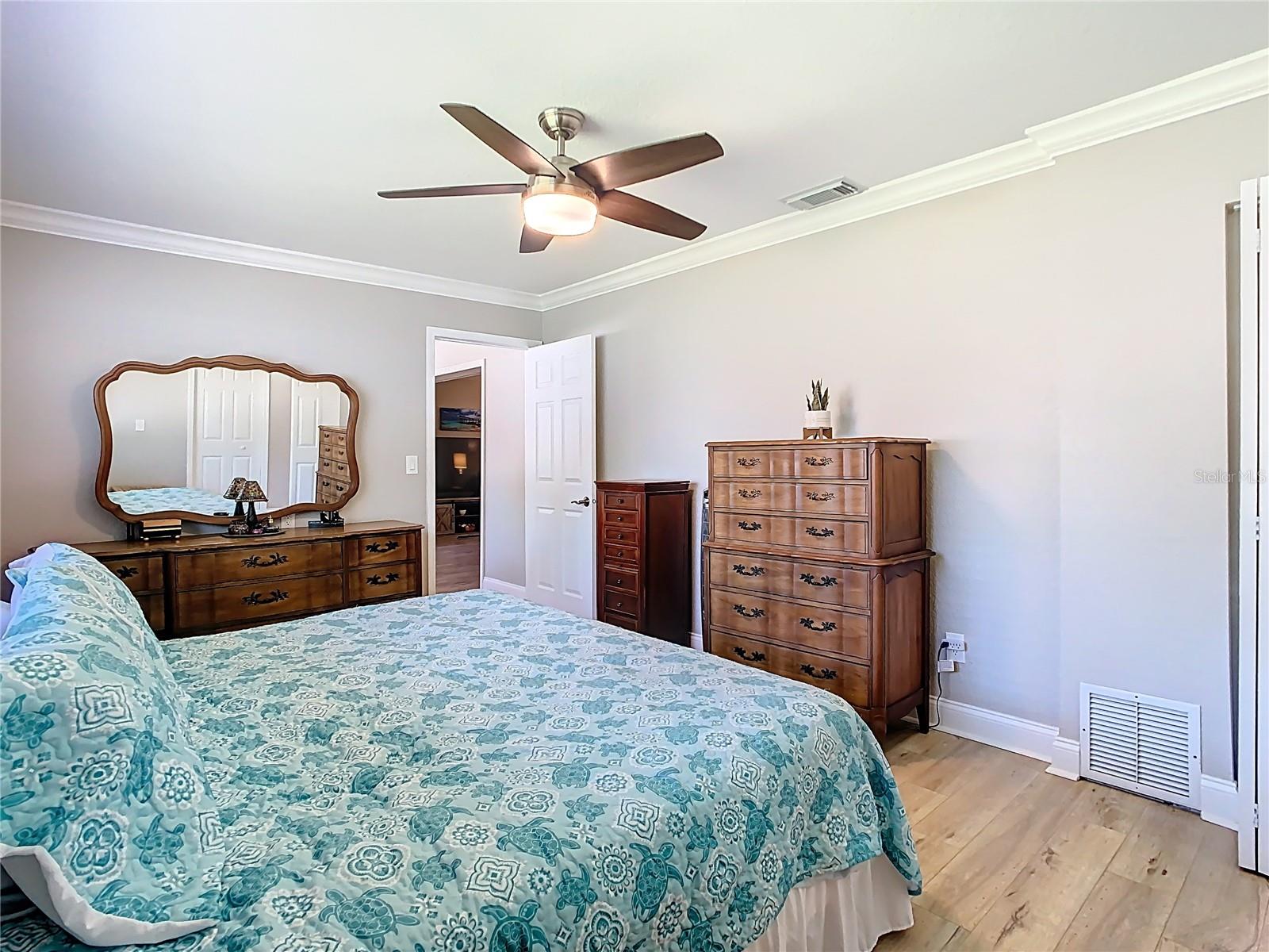1348 CHESTERFIELD DR, CLEARWATER, FL, 33756