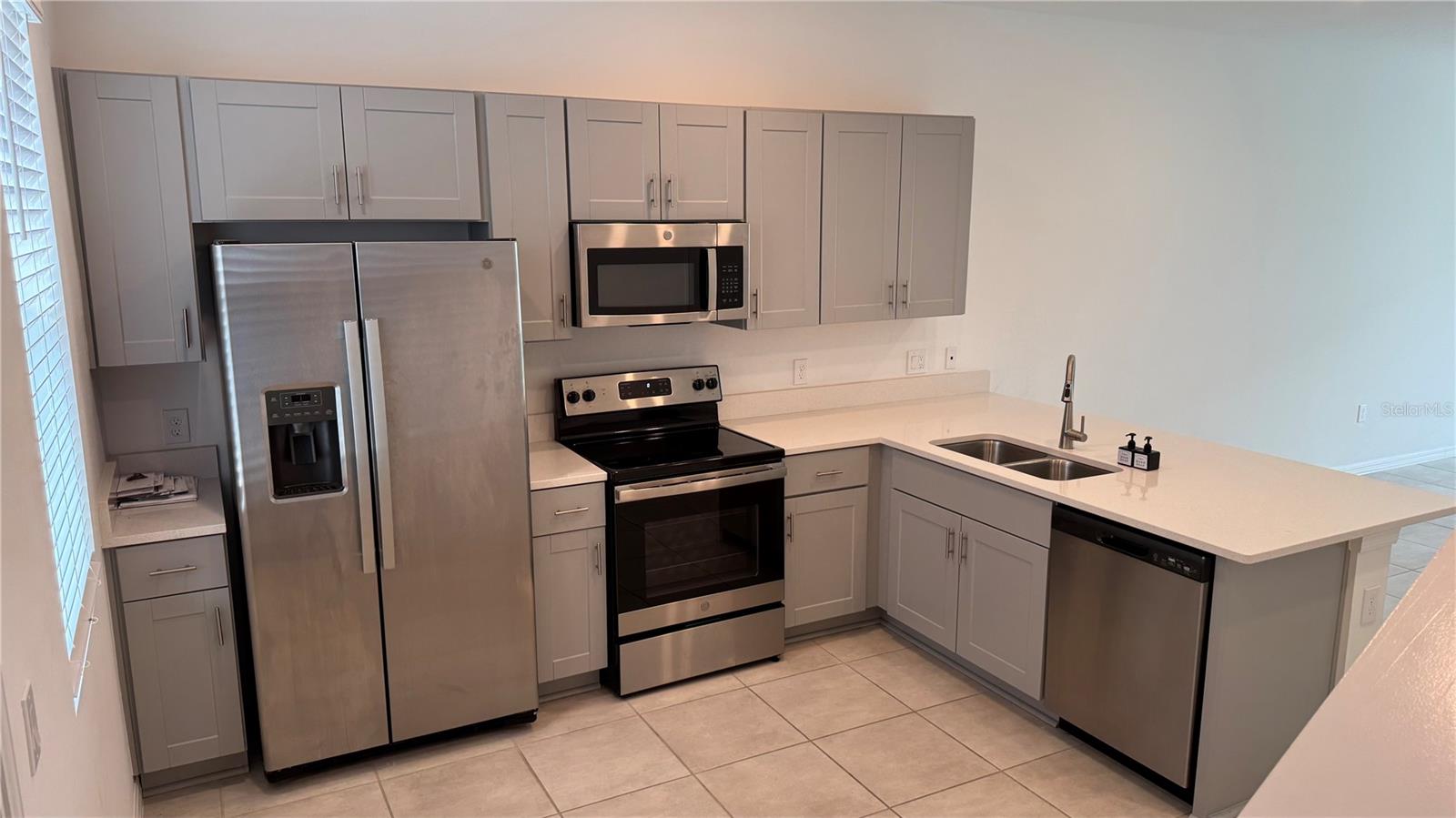 2096 VIEWFINDER ST, KISSIMMEE, FL, 34758