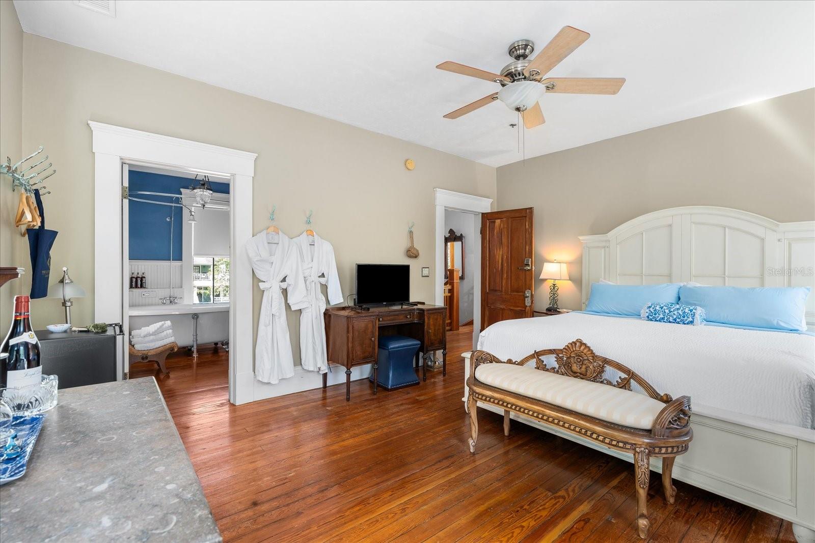 221 SE 7TH ST, GAINESVILLE, FL, 32601
