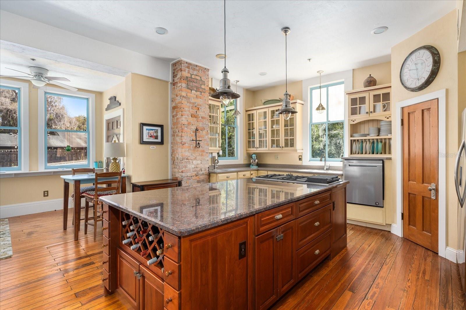 221 SE 7TH ST, GAINESVILLE, FL, 32601