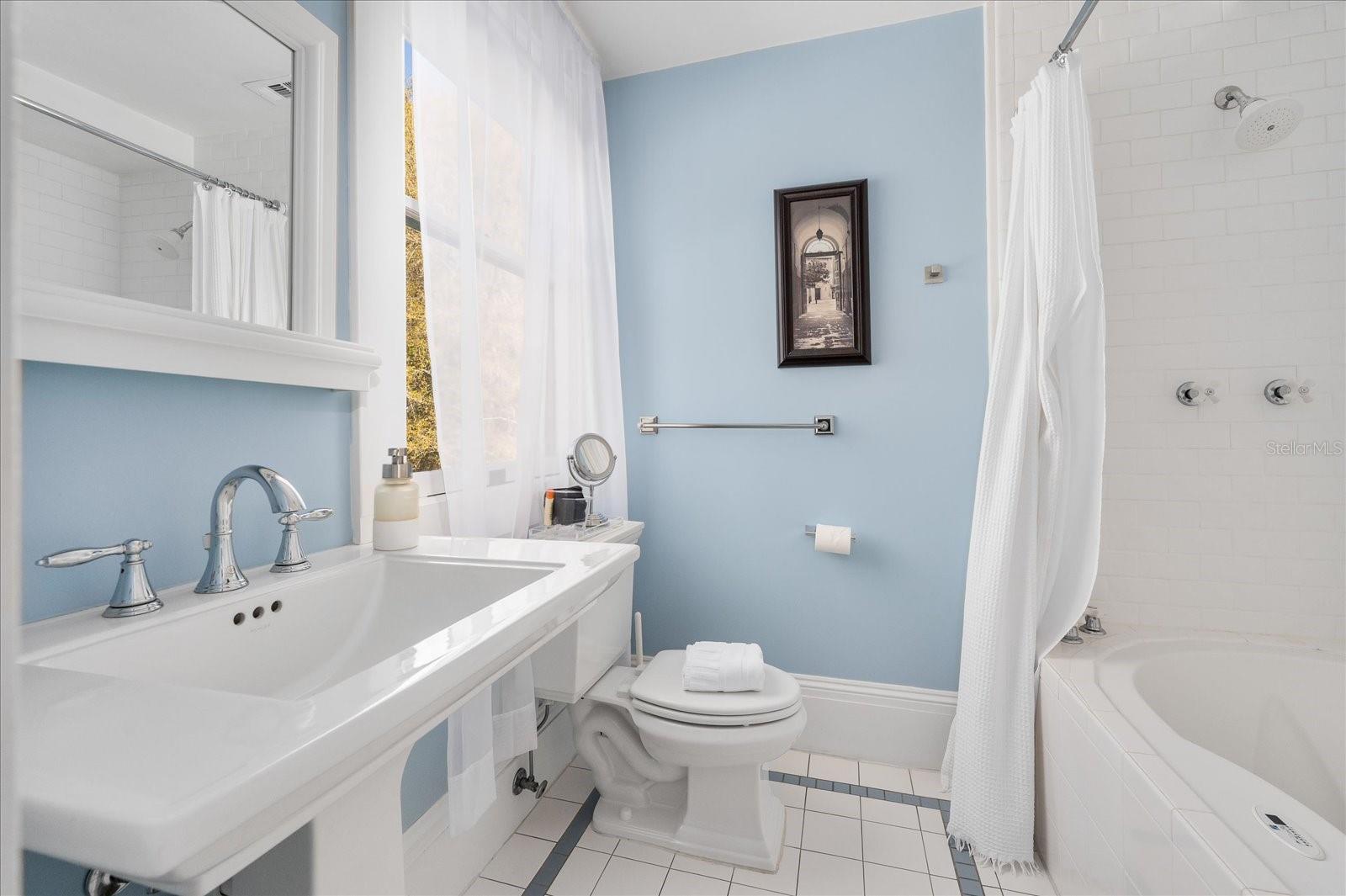 221 SE 7TH ST, GAINESVILLE, FL, 32601