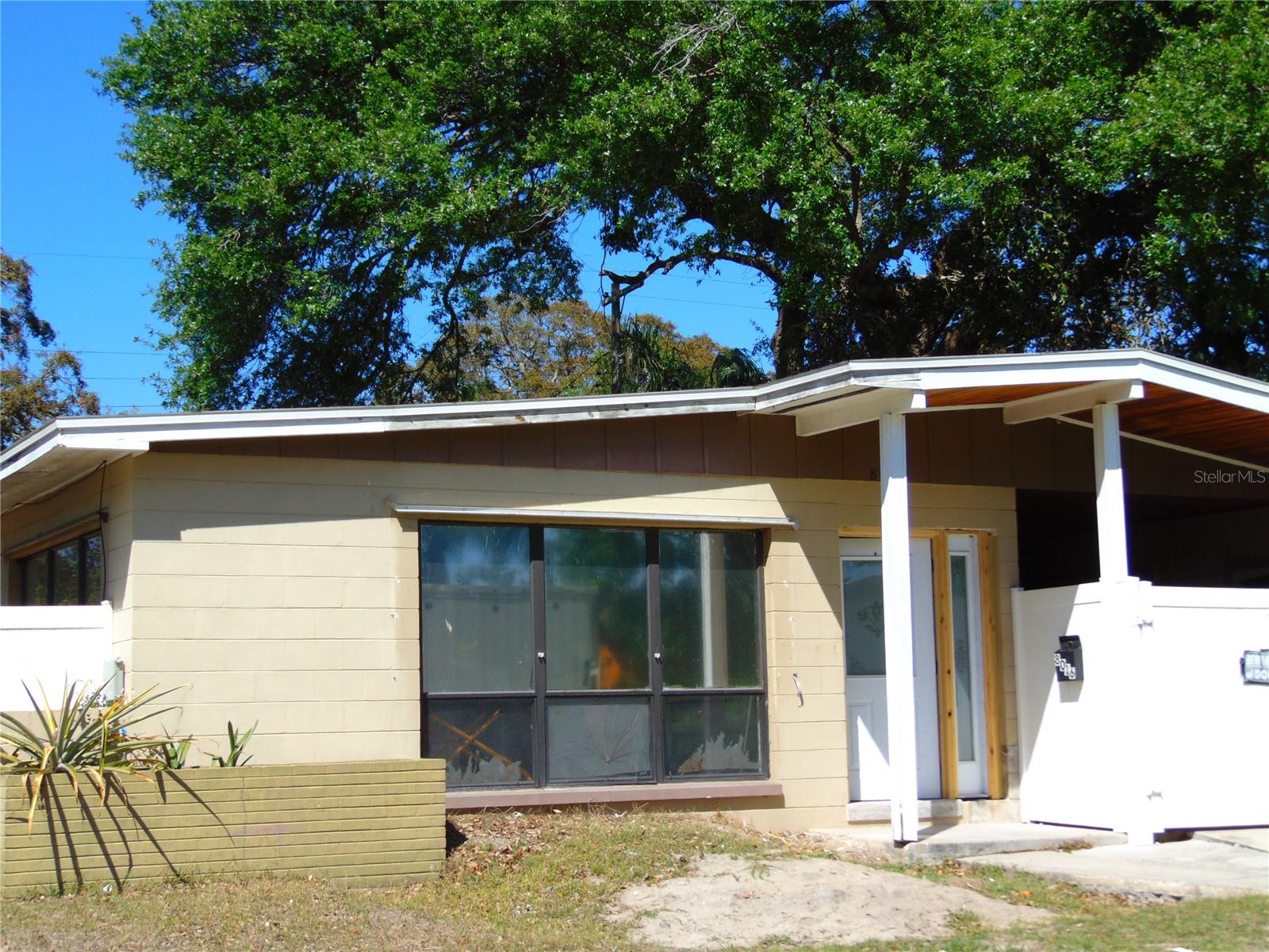 8016 N OLA AVE, TAMPA, FL, 33604