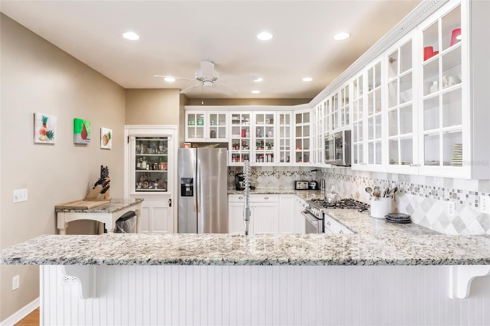 3704 BAYVIEW AVE, ST JAMES CITY, FL, 33956