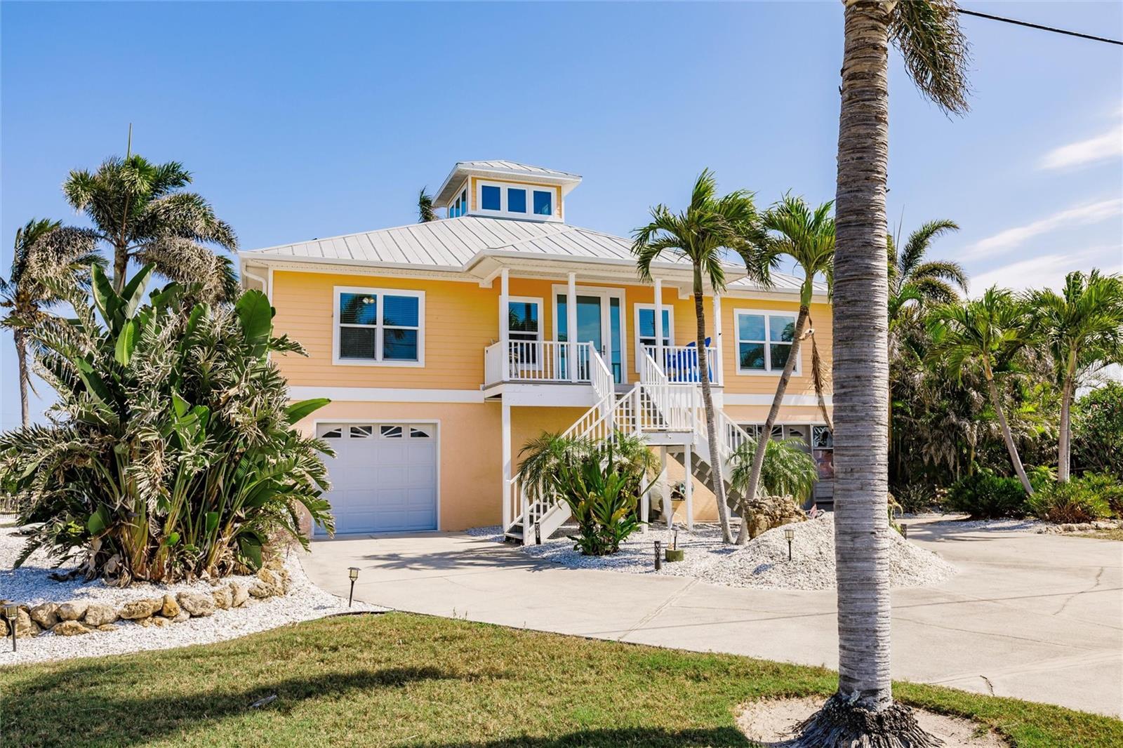 3704 BAYVIEW AVE, ST JAMES CITY, FL, 33956