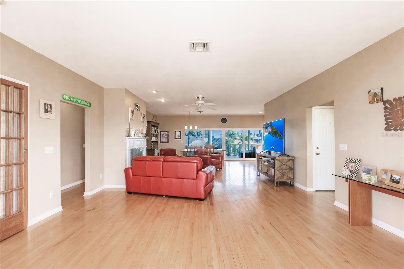 3704 BAYVIEW AVE, ST JAMES CITY, FL, 33956