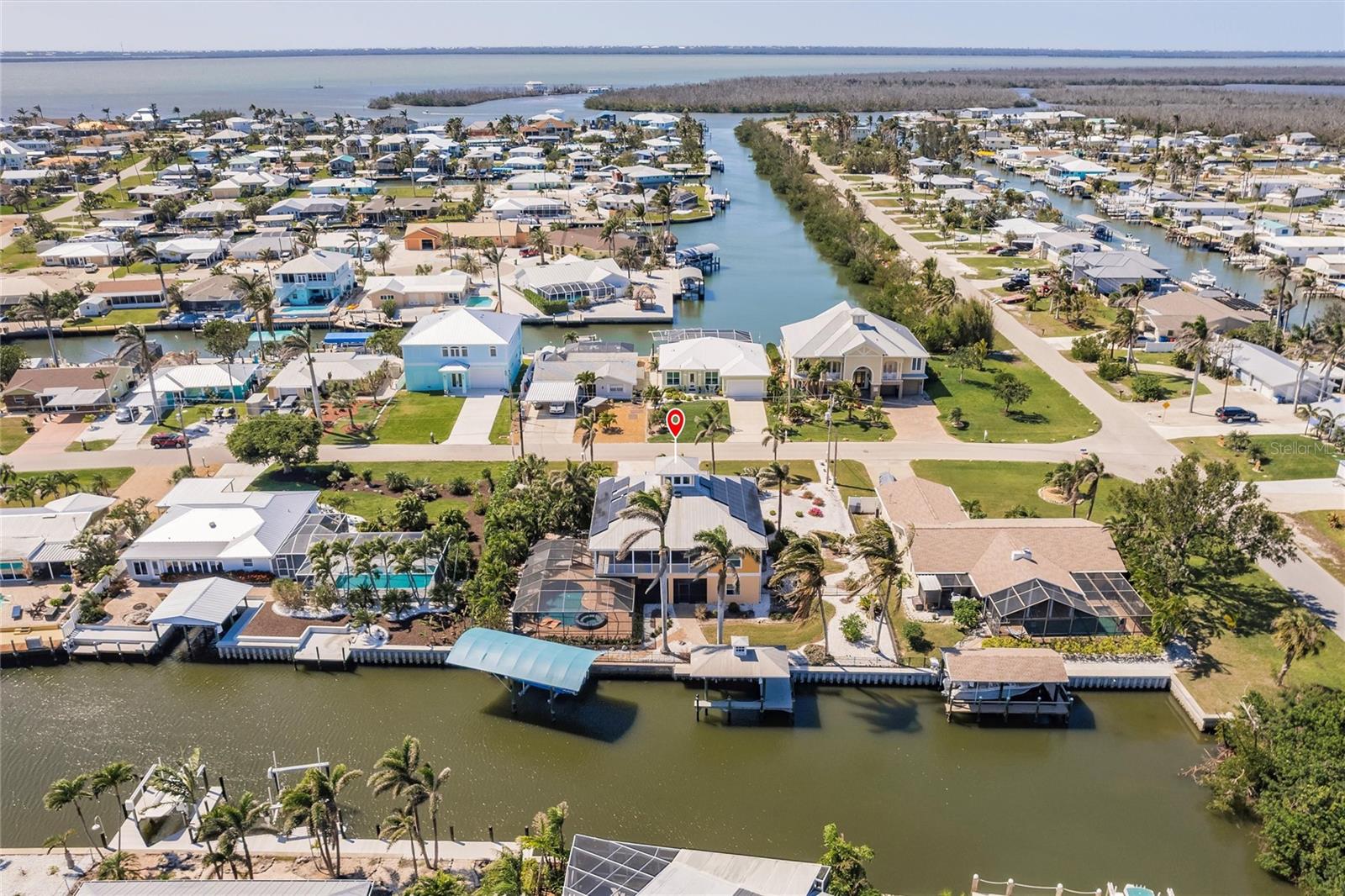 3704 BAYVIEW AVE, ST JAMES CITY, FL, 33956