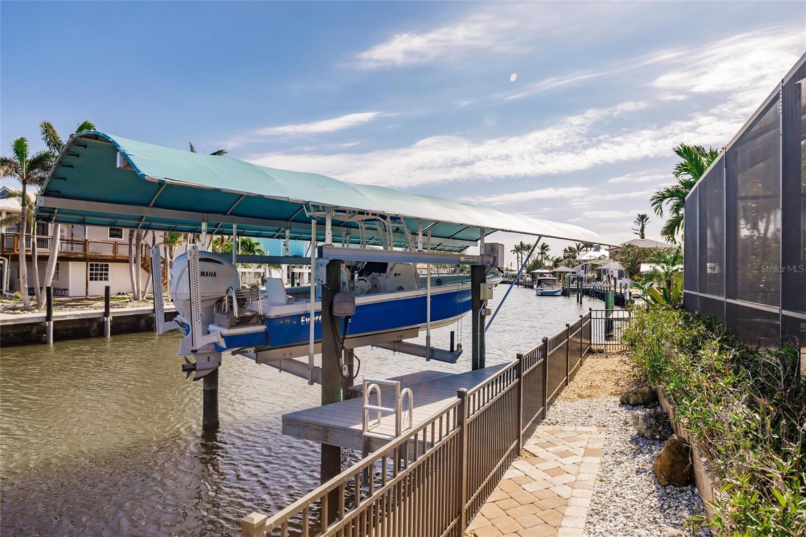 3704 BAYVIEW AVE, ST JAMES CITY, FL, 33956