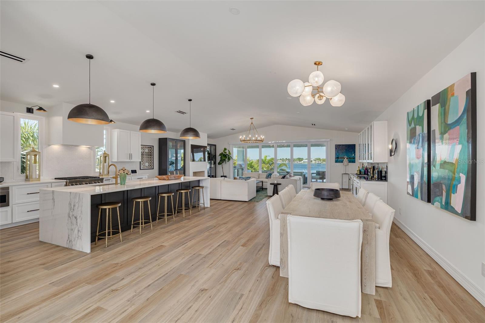 3418 OVERLOOK DR NE, ST PETERSBURG, FL, 33703