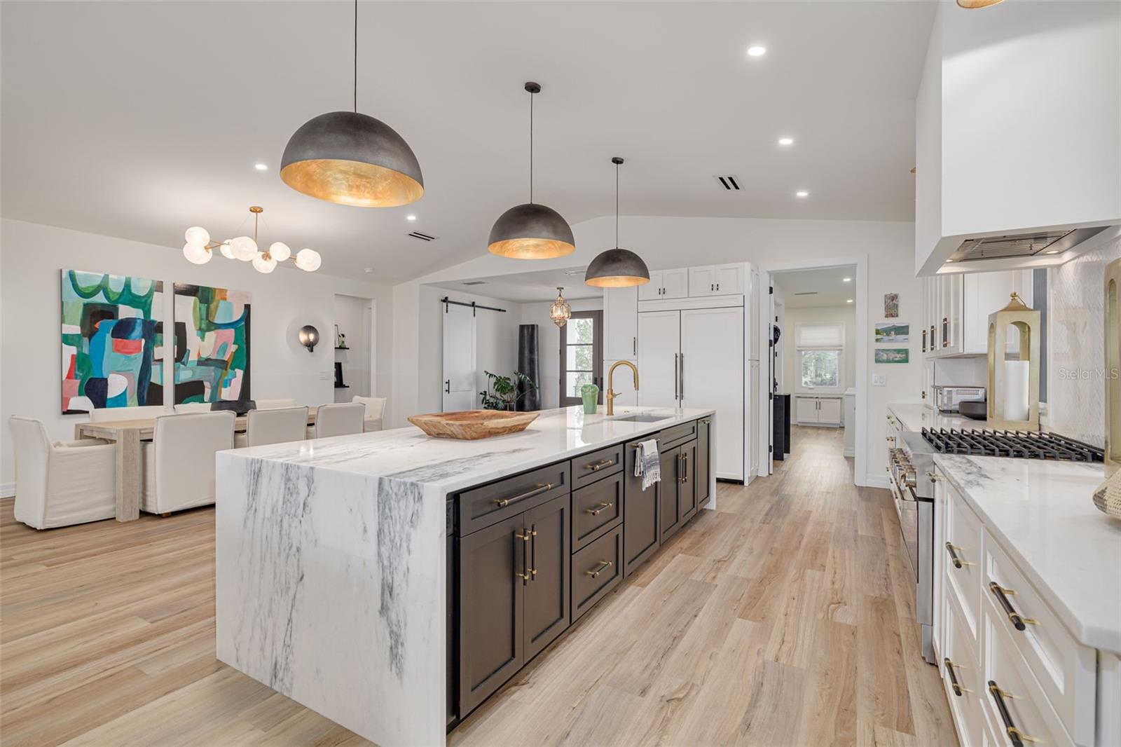 3418 OVERLOOK DR NE, ST PETERSBURG, FL, 33703